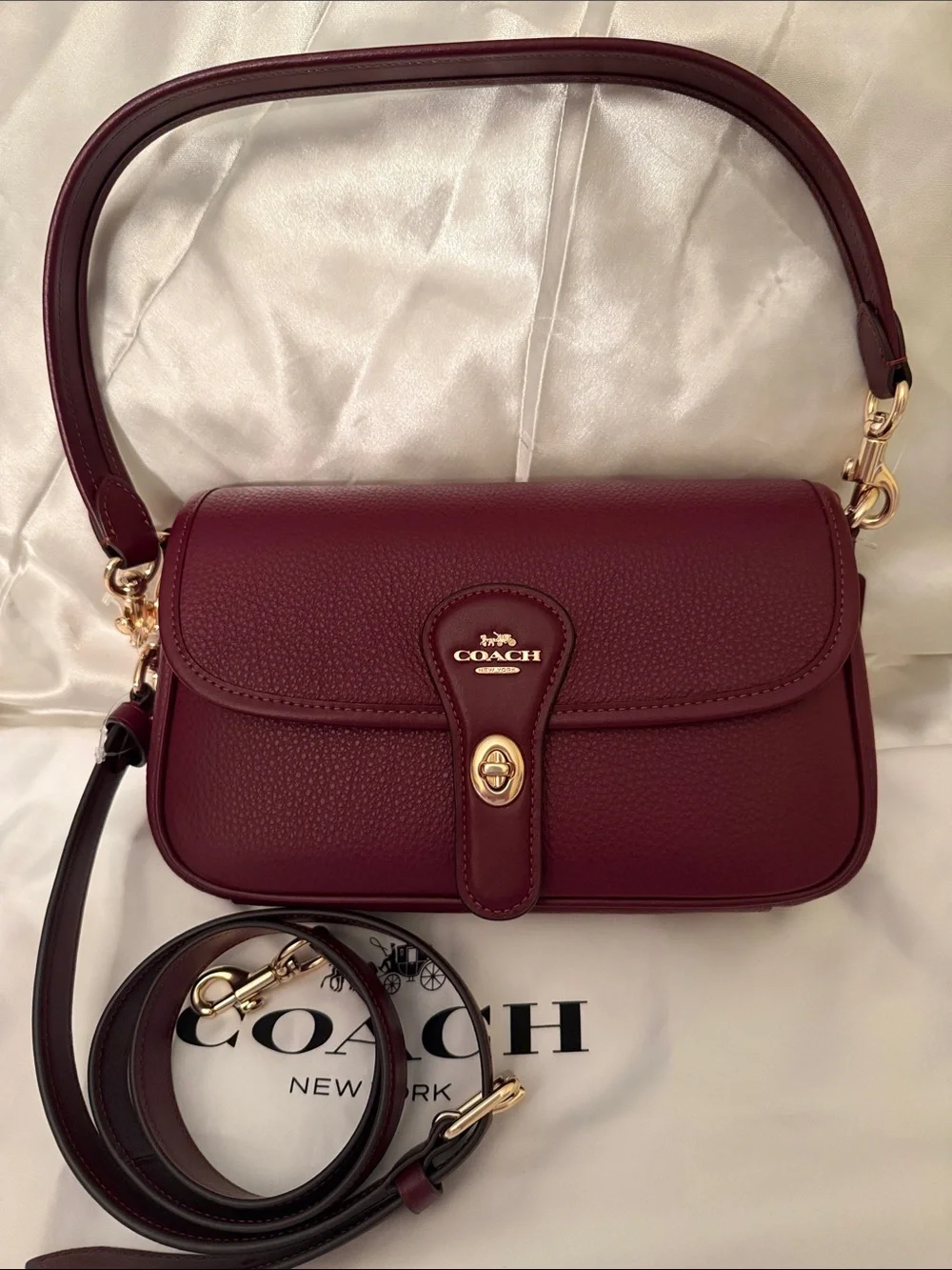 ♥️Coach NWT Dark Wine Leather Hadley Turnlock Shoulder Bag with Gold Hardware